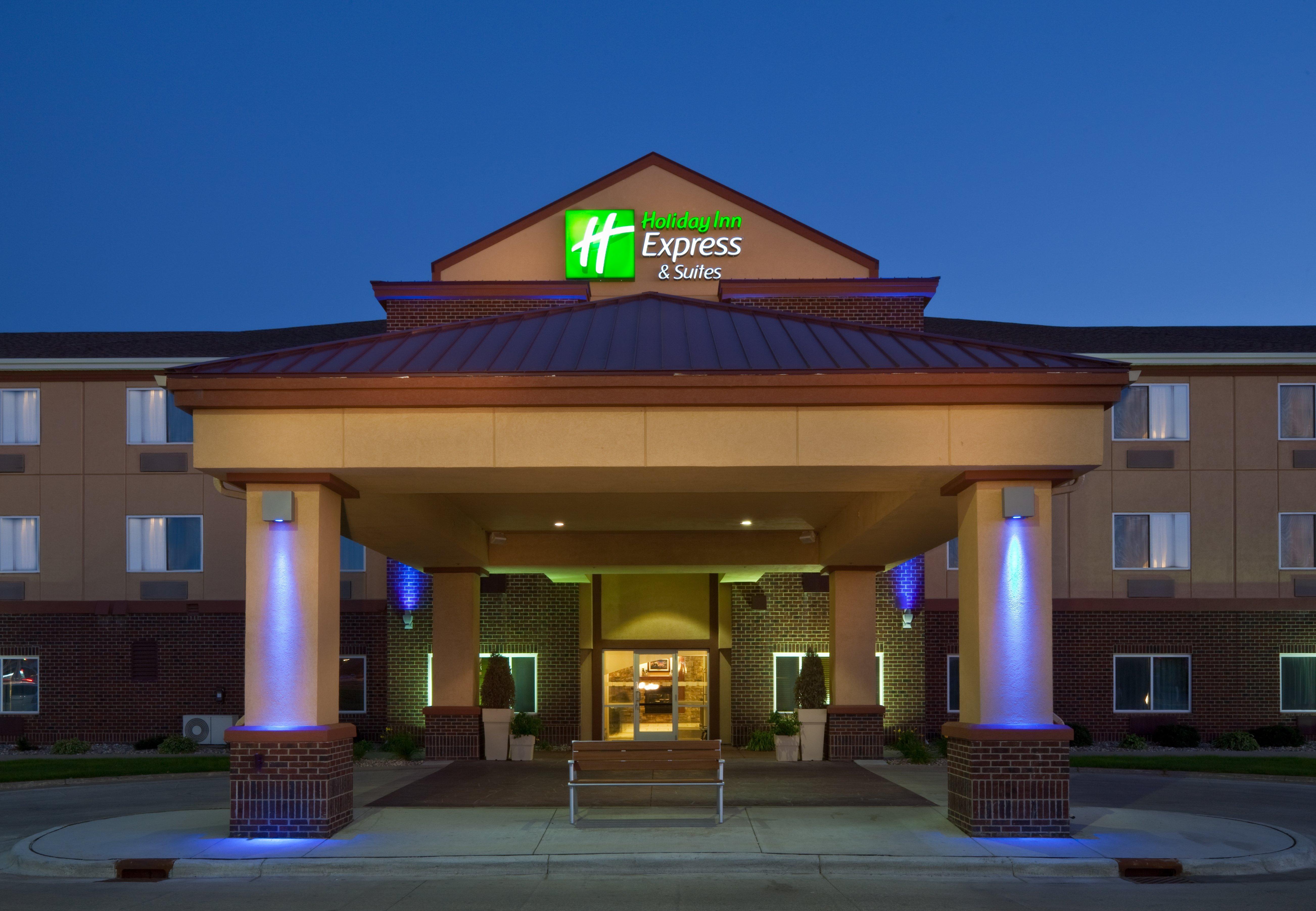 Holiday Inn Express & Suites Aberdeen By Ihg Exterior foto