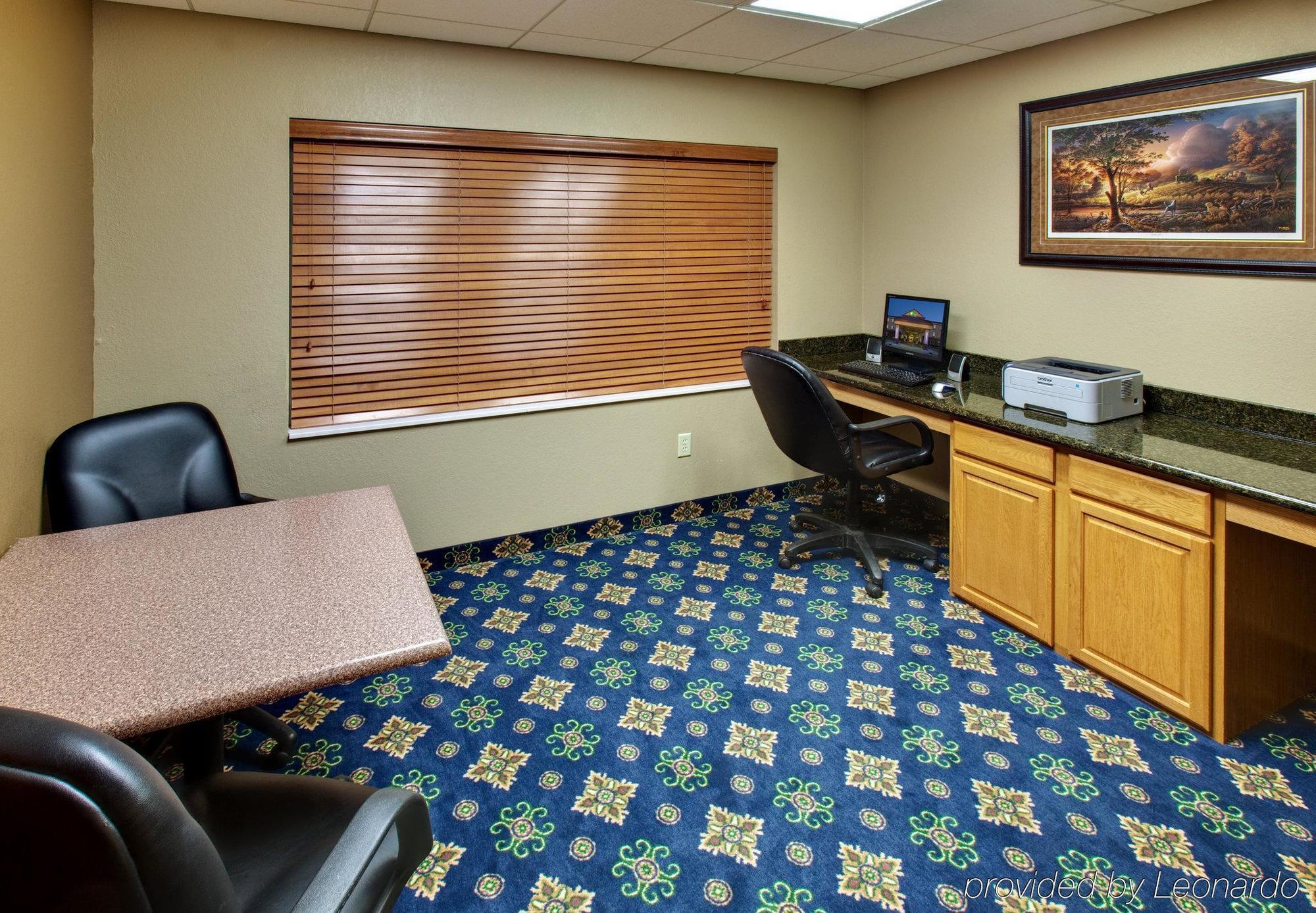 Holiday Inn Express & Suites Aberdeen By Ihg Instalações foto